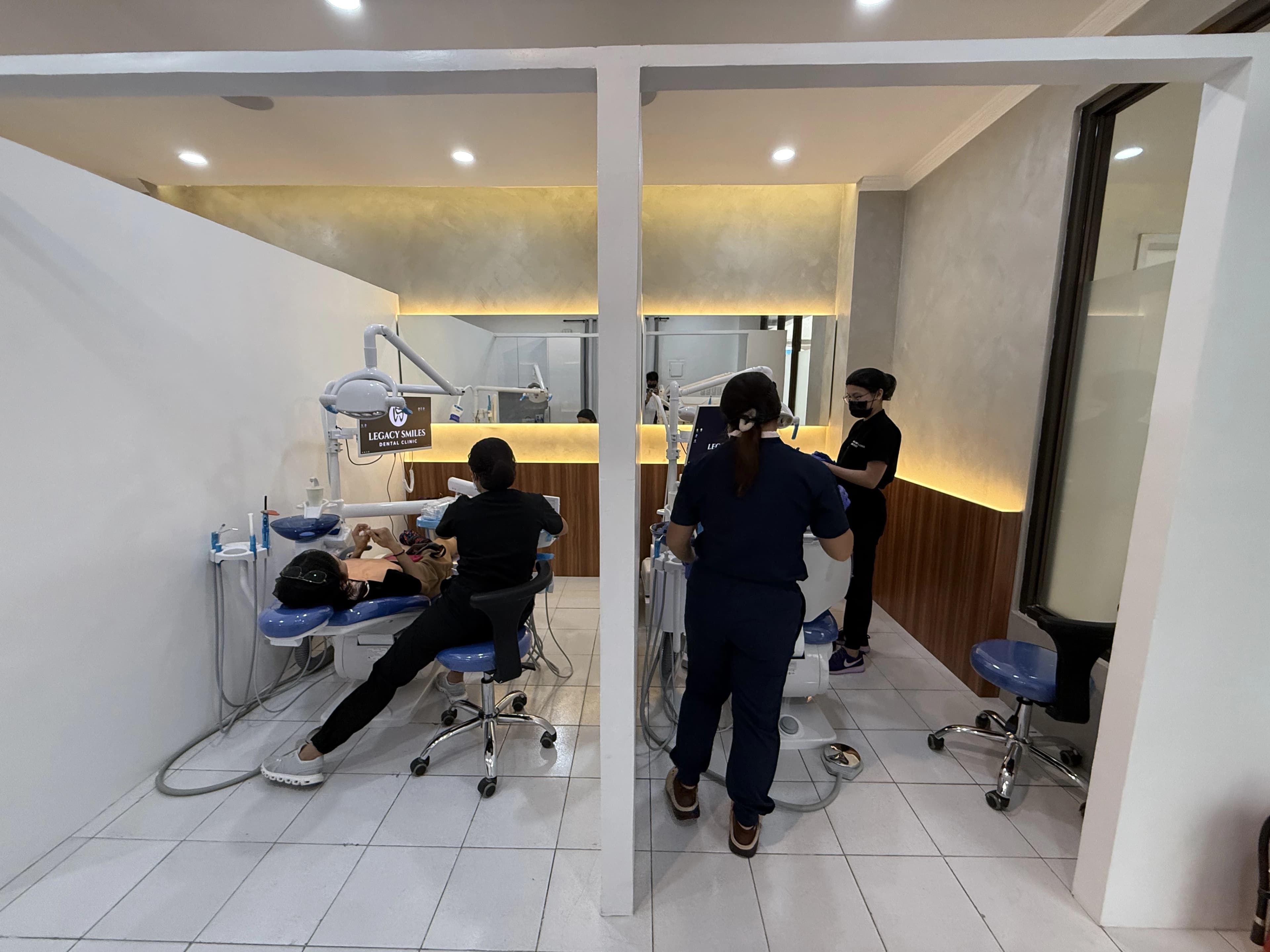 Modern Dental Chair - Advanced dental equipment at Legacy Smiles Cebu